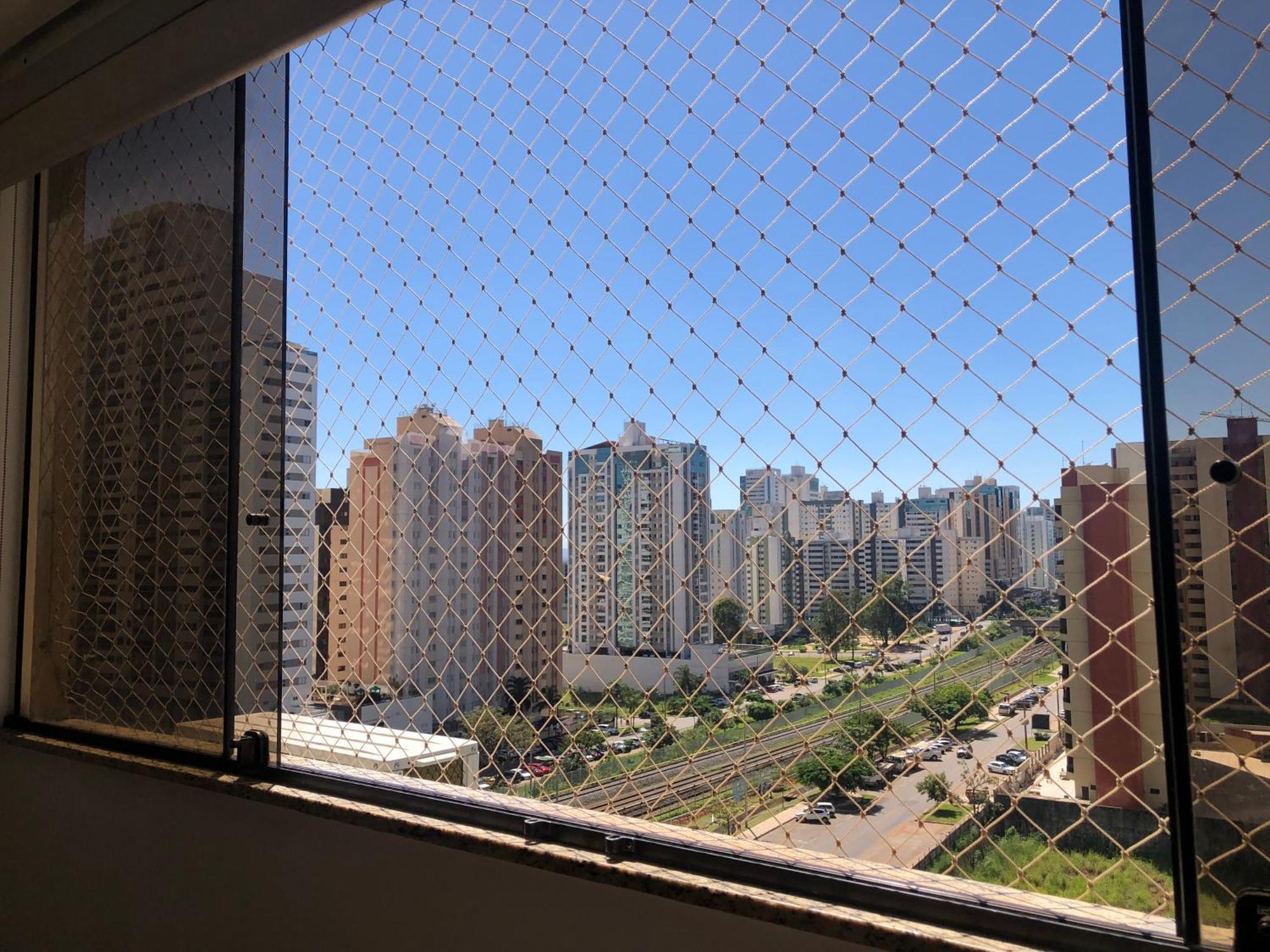 901 - Curvas De Niemeyer Ao Lado Do Metro Brasilia